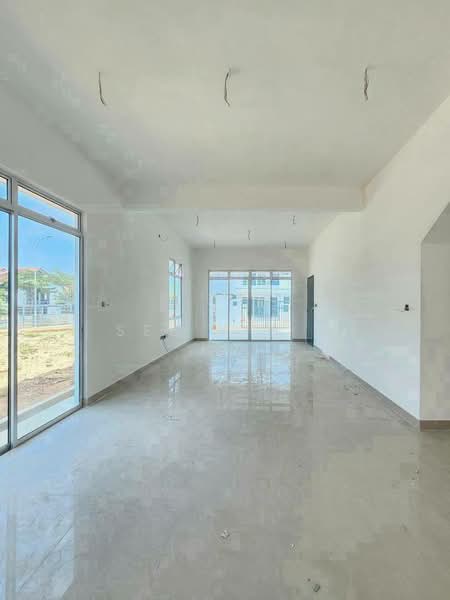 Terraced House for Sale in Bandar Dato Onn (Tebrau) - See Yin . - Living Room - PropertyGuru.com.my