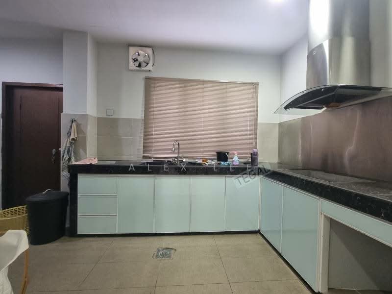 Rumah Teres untuk Disewa di Bandar Puteri Klang (Klang) - Alex Lee - Kitchen - PropertyGuru.com.my