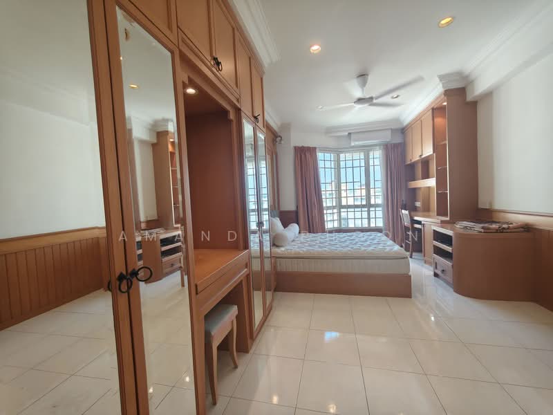 Kondominium untuk Disewa di Gold Coast Resort Condominium - Amanda Phoon - Bedroom - PropertyGuru.com.my