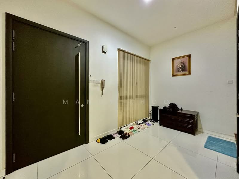 Zero-Lot Bungalow for Sale in Ampang (Kuala Lumpur) - Mandy Khoo - Entrance - PropertyGuru.com.my