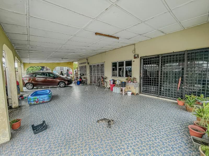 Rumah Banglo untuk Dijual di Ampang (Kuala Lumpur) - Cik Maya Abdul - Exterior - PropertyGuru.com.my