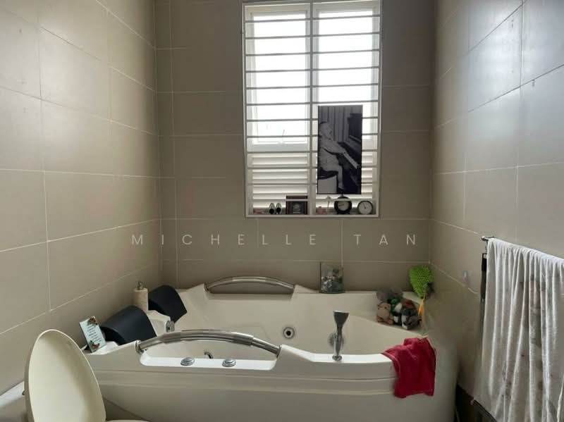 3-storey Terraced House for Sale in Shah Alam (Selangor) - Michelle Tan - Bathroom - PropertyGuru.com.my