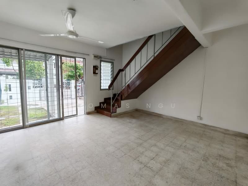 2-storey Terraced House for Sale in SS19 (Subang Jaya) - Thomas Ngu - Living Room - PropertyGuru.com.my
