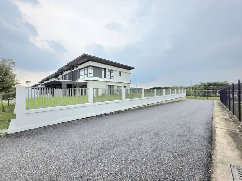 Rumah Teres 2 Tingkat untuk Dijual di Sungai Buloh (Selangor) - SAIFUL HELMI - PropertyGuru.com.my