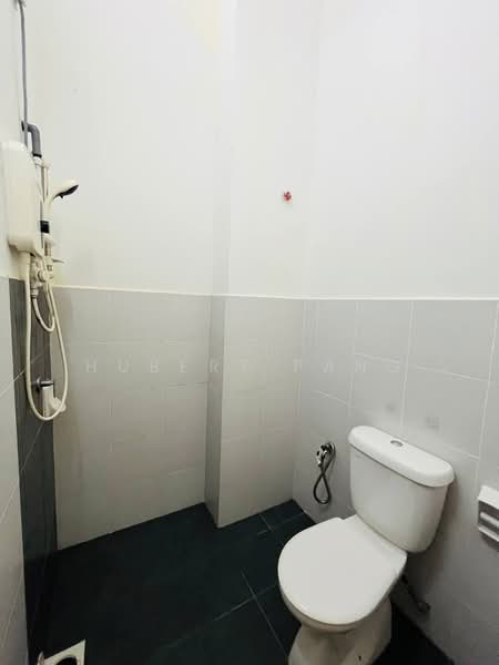 1-storey Terraced House for Sale in Taman Sri Penawar (Pengerang) - Hubert Pang - Bathroom - PropertyGuru.com.my