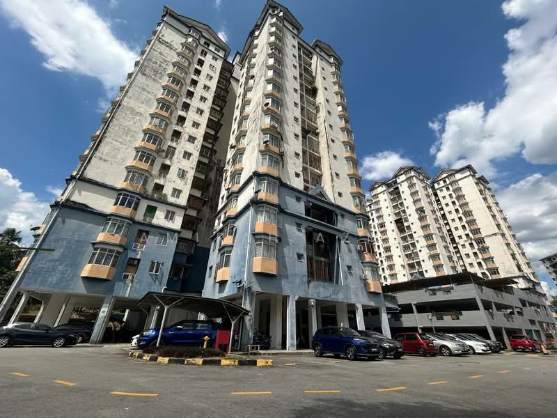 Pangsapuri untuk Dijual di Pangsapuri Mawar Sari - Amirah Azmi - Exterior - PropertyGuru.com.my