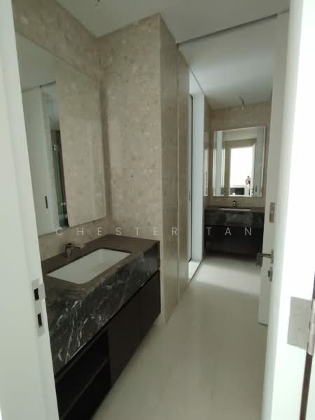 Servis Apartment untuk Dijual di Pavilion Damansara Heights, Windsor Suites - Chester Tan - Bathroom - PropertyGuru.com.my
