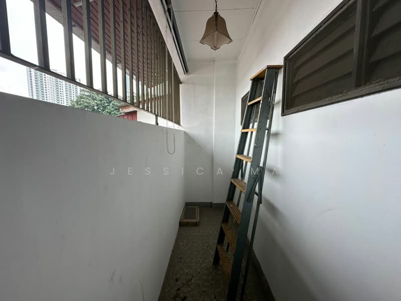 2-storey Terraced House for Rent in Taman Pelangi (Johor Bahru) - Jessica Ma - Exterior - PropertyGuru.com.my