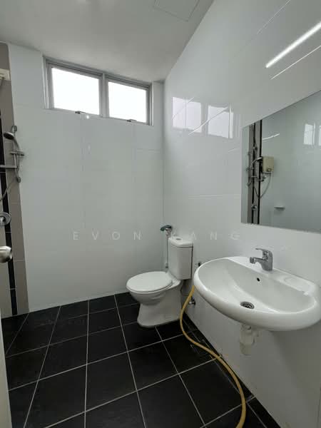 Kondominium untuk Disewa di Meridien Residence - Evon Kang - Bathroom - PropertyGuru.com.my