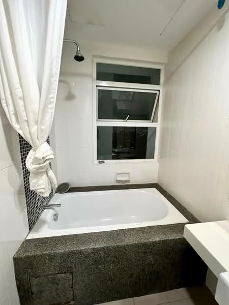 Condominium for Sale at 3 Residen @ Melawati - Afiqah . - Bathroom - PropertyGuru.com.my