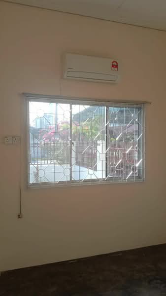 1-storey Terraced House for Sale in Jelutong (Penang) - Millie Chew - Interior - PropertyGuru.com.my