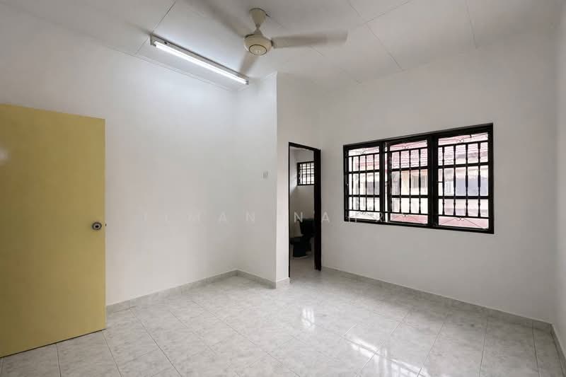 2-storey Terraced House for Sale in Taman Desaria (Petaling Jaya) - Ilman Nahri - Interior - PropertyGuru.com.my
