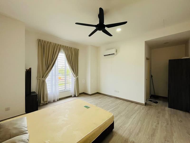 2-storey Terraced House for Rent in Pengerang (Johor) - Hubert Pang - Bedroom - PropertyGuru.com.my