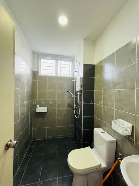 2-storey Terraced House for Rent in Pengerang (Johor) - Hubert Pang - Bathroom - PropertyGuru.com.my