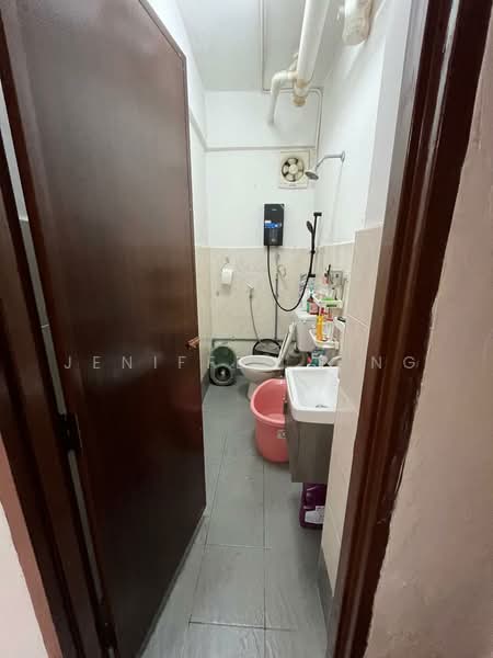 Apartment for Sale at Vista Bayu - Jeniffer P'ng - Bathroom - PropertyGuru.com.my
