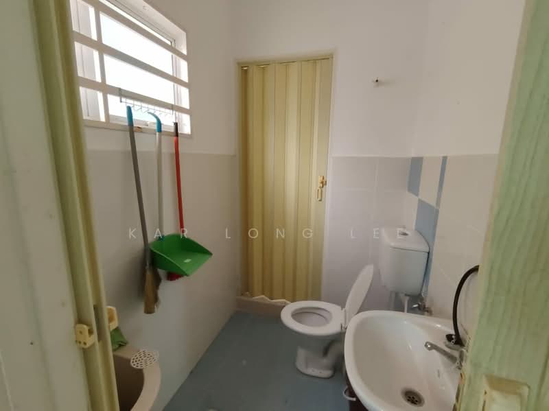 Rumah Teres 2 Tingkat untuk Dijual di Ipoh (Perak) - Kar Long Lee - Bathroom - PropertyGuru.com.my