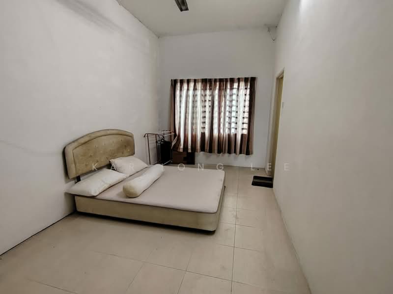 Rumah Teres 2 Tingkat untuk Dijual di Ipoh (Perak) - Kar Long Lee - Bedroom - PropertyGuru.com.my