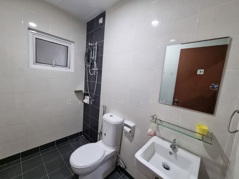 Condominium for Sale at Boulevard Serviced Apartment - Calvin Lim - Bathroom - PropertyGuru.com.my