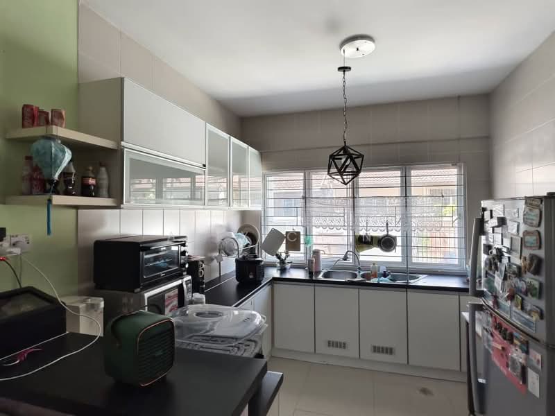 Rumah Teres 2 Tingkat untuk Dijual di Kuching (Sarawak) - Alex Chin - Kitchen - PropertyGuru.com.my