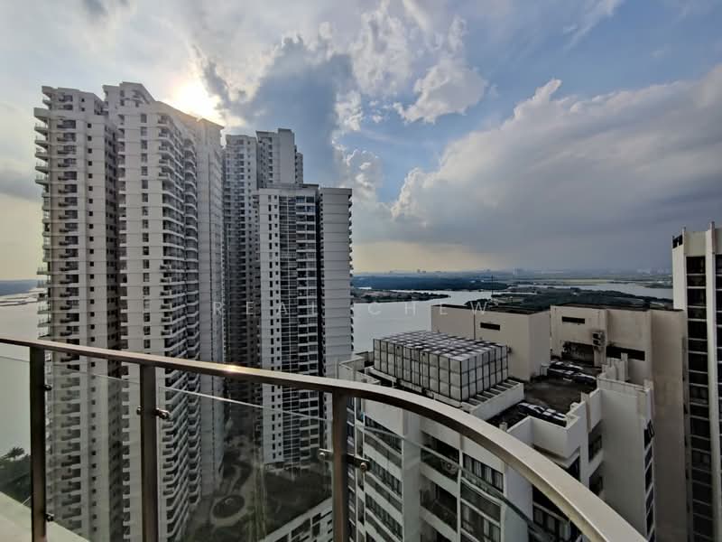 Condominium for Sale at Kings Bay @ Country Garden Danga Bay - Real Chew - Exterior - PropertyGuru.com.my