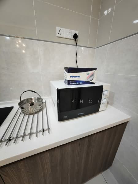 Condominium for Rent at Paraiso Residence @ The Earth - Alvin Phoon - Kitchen - PropertyGuru.com.my