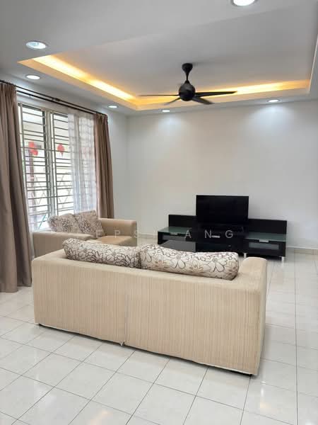 2-storey Terraced House for Rent in Klang (Selangor) - Pepsi Ang - Living Room - PropertyGuru.com.my
