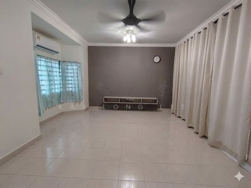 Rumah Teres 2 Tingkat untuk Dijual di Ipoh (Perak) - Kar Long Lee - Living Room - PropertyGuru.com.my