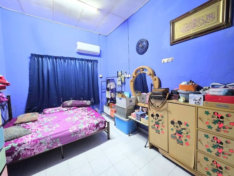 1-storey Terraced House for Sale in Taman Dato Bandar (Kapar) - Izzah Alias - PropertyGuru.com.my