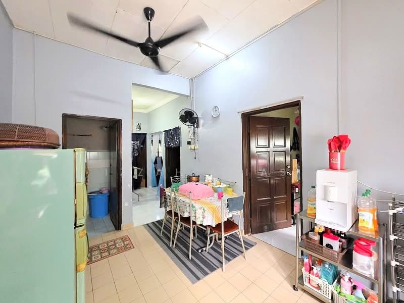 1-storey Terraced House for Sale in Taman Dato Bandar (Kapar) - Izzah Alias - PropertyGuru.com.my