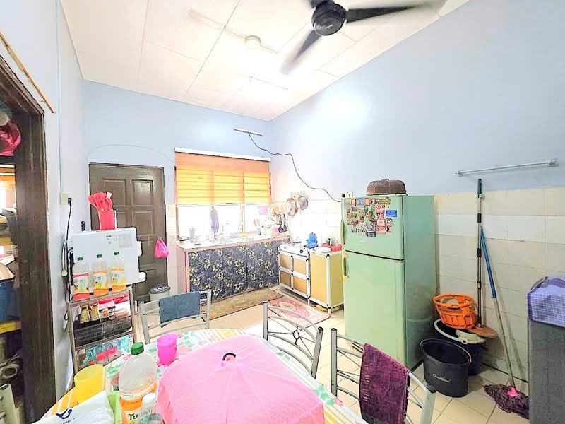 1-storey Terraced House for Sale in Taman Dato Bandar (Kapar) - Izzah Alias - PropertyGuru.com.my