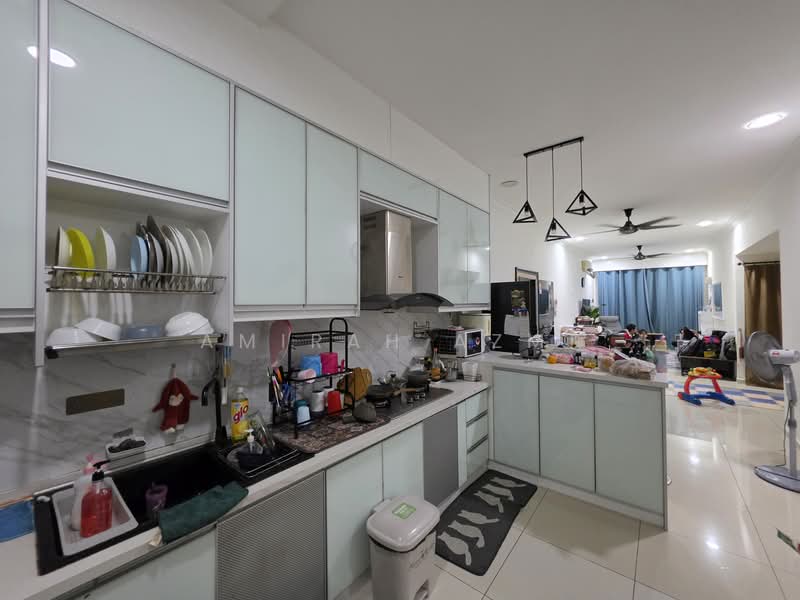 1-storey Terraced House for Sale in Kajang (Selangor) - Amirah Azmi - Kitchen - PropertyGuru.com.my