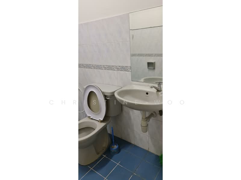 Pangsapuri untuk Disewa di Pangsapuri Sri Mekar - Christine Woo - Bathroom - PropertyGuru.com.my