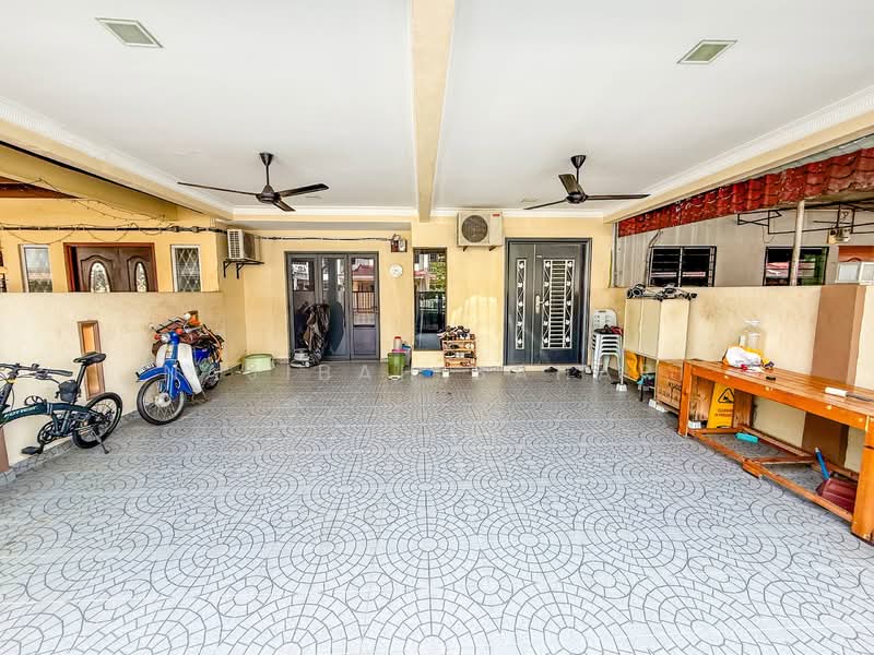2-storey Terraced House for Sale in Seksyen 7 (Bangi) - Najibah Sahari - Exterior - PropertyGuru.com.my