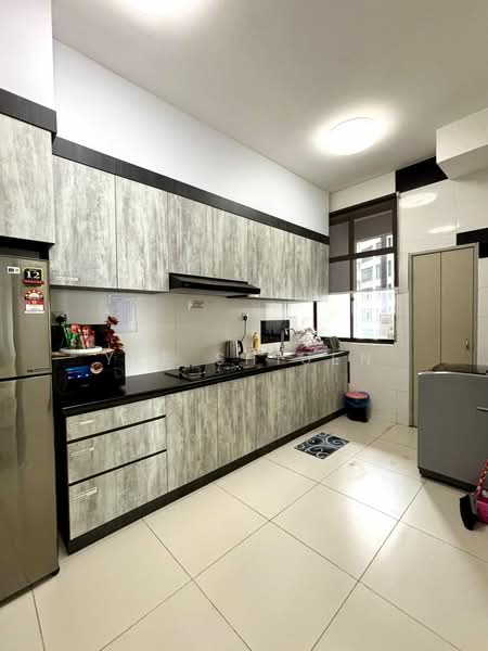 Service Residence for Rent at D'Summit Residences - Yee Shiuen - Kitchen - PropertyGuru.com.my