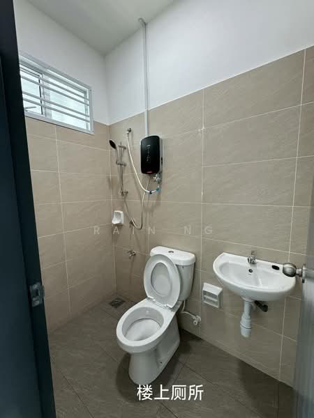 Terraced House for Rent in Bandar Dato Onn (Tebrau) - Rain Ng - Bathroom - PropertyGuru.com.my