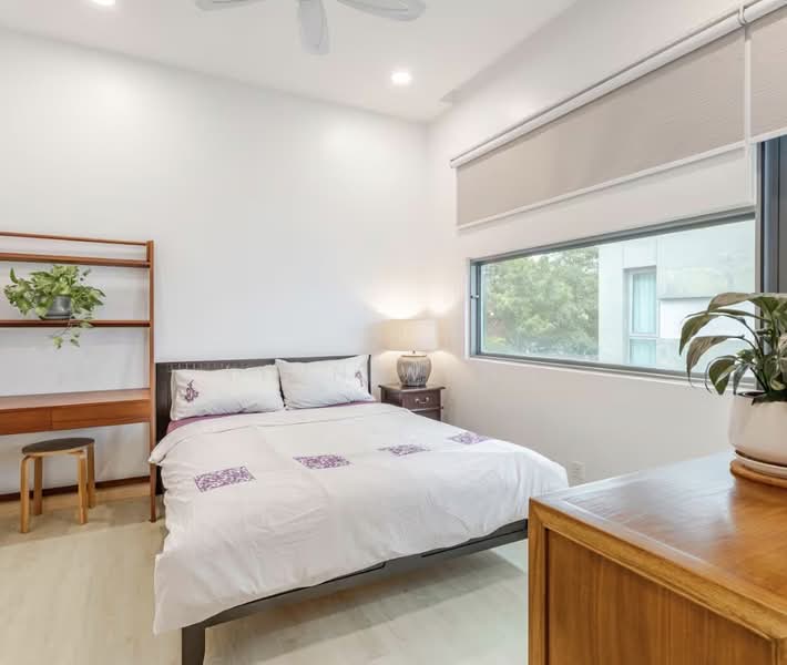 Bungalow House for Sale in Taman Molek (Johor Bahru) - Lynn Wong - PropertyGuru.com.my