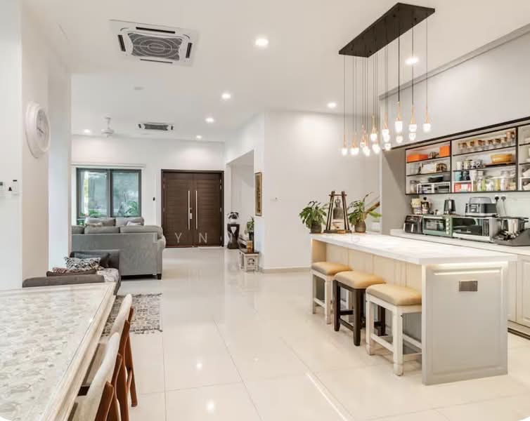 Bungalow House for Sale in Taman Molek (Johor Bahru) - Lynn Wong - PropertyGuru.com.my