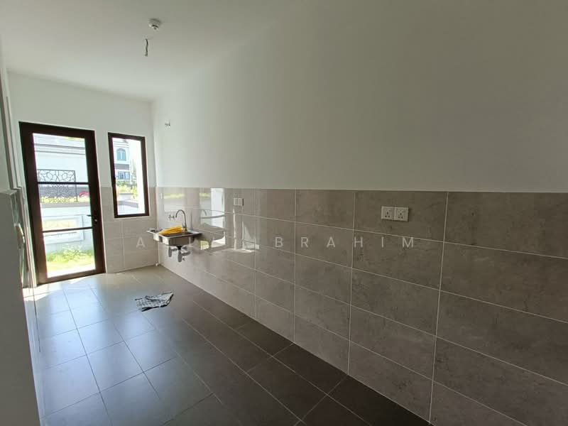 Rumah Teres 2 Tingkat untuk Dijual di Setia Eco Templer (Rawang) - Azli Ibrahim - Kitchen - PropertyGuru.com.my