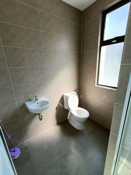 Rumah Teres 2 Tingkat untuk Dijual di Setia Eco Templer (Rawang) - Azli Ibrahim - Bathroom - PropertyGuru.com.my