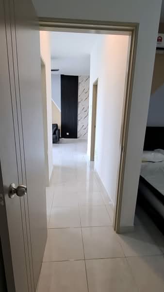 Servis Apartment untuk Disewa di Vision City Youth City - Kayden Siah - Corridor - PropertyGuru.com.my