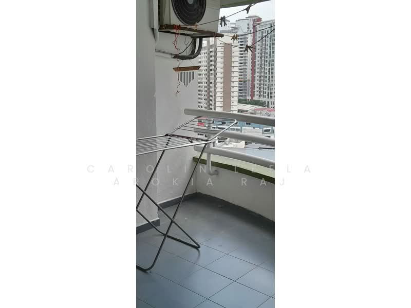 Kondominium untuk Disewa di The Pines - Carolin Leela Arokia Raj - Balcony - PropertyGuru.com.my