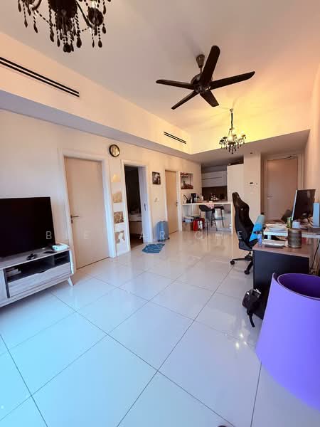 Service Residence for Sale at Icon Residenz 1 @ Icon City - Bee Har Chew - Living Room - PropertyGuru.com.my