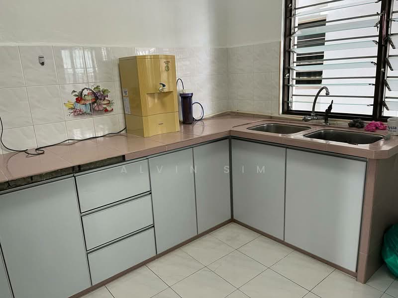 Pangsapuri untuk Disewa di Taman Pekaka Apartment - Alvin Sim - Kitchen - PropertyGuru.com.my