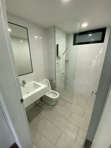 Kondominium untuk Dijual di Vertu Resort - Jayden Yeap - Bathroom - PropertyGuru.com.my