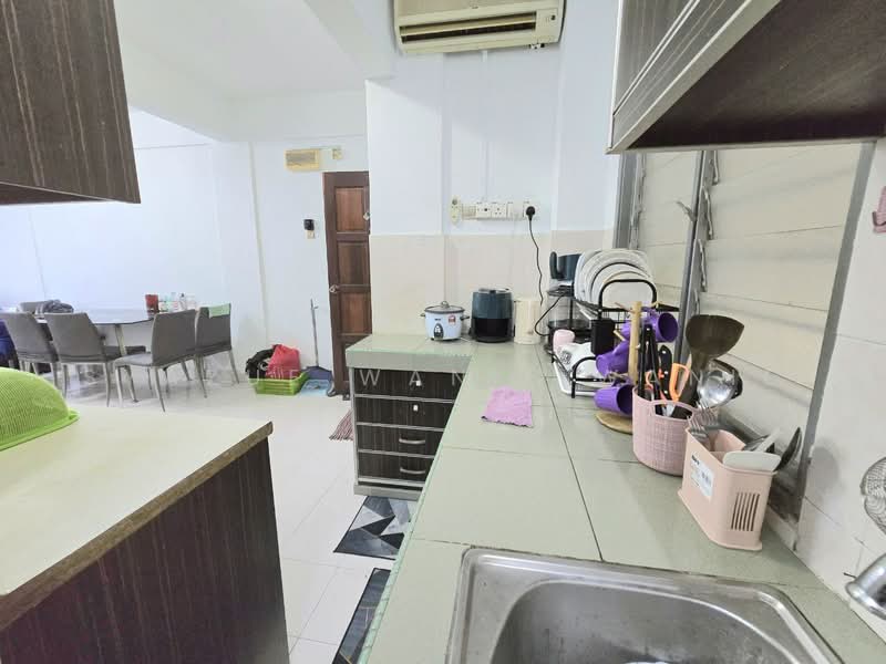 Pangsapuri untuk Dijual di Taman Cheras Intan - Syazue Wanie Wanie - Kitchen - PropertyGuru.com.my
