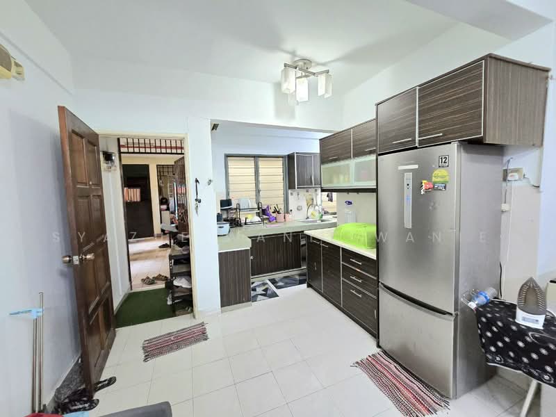 Pangsapuri untuk Dijual di Taman Cheras Intan - Syazue Wanie Wanie - Kitchen - PropertyGuru.com.my