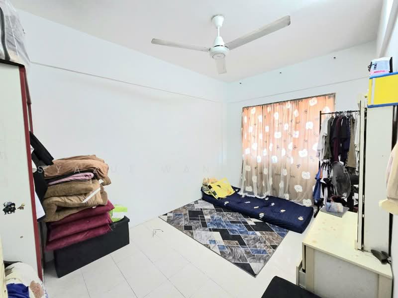 Pangsapuri untuk Dijual di Taman Cheras Intan - Syazue Wanie Wanie - Bedroom - PropertyGuru.com.my