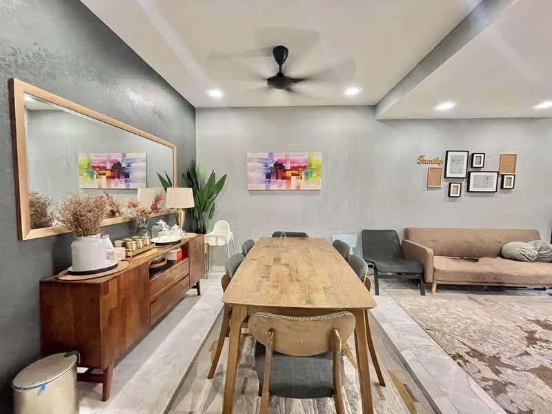 2-storey Terraced House for Sale in Bukit Jelutong (Shah Alam) - Afiqah . - Dining Room - PropertyGuru.com.my