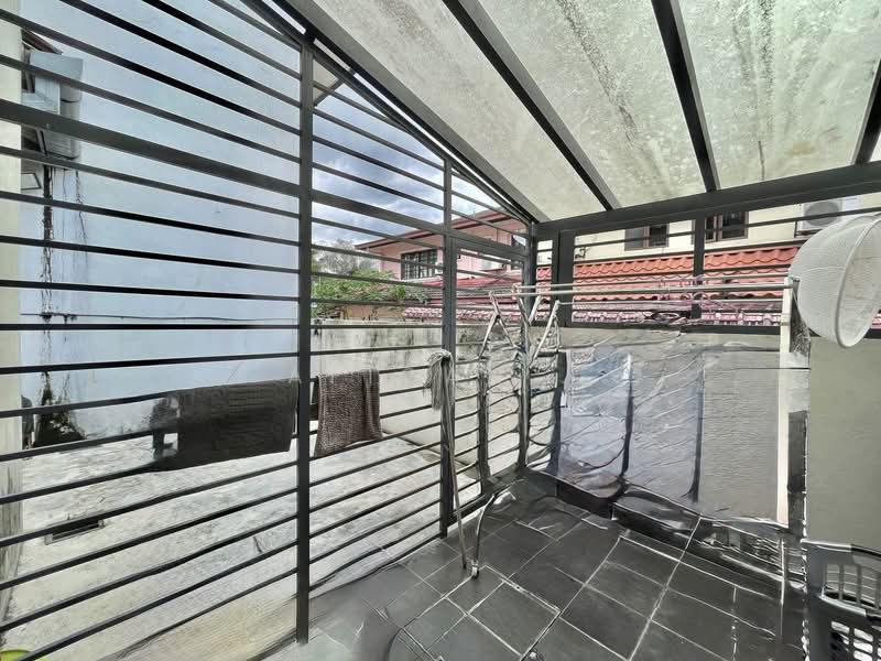 2-storey Terraced House for Sale in Bukit Jelutong (Shah Alam) - Afiqah . - Balcony - PropertyGuru.com.my