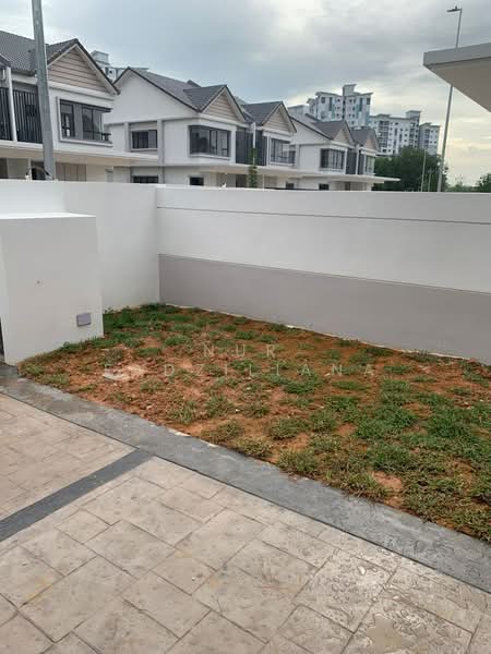 Semi-Detached House for Rent in Cyber 10 (Cyberjaya) - Nur Fadziliana - Exterior - PropertyGuru.com.my